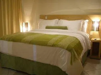 Quality Hotel & Suites Natal